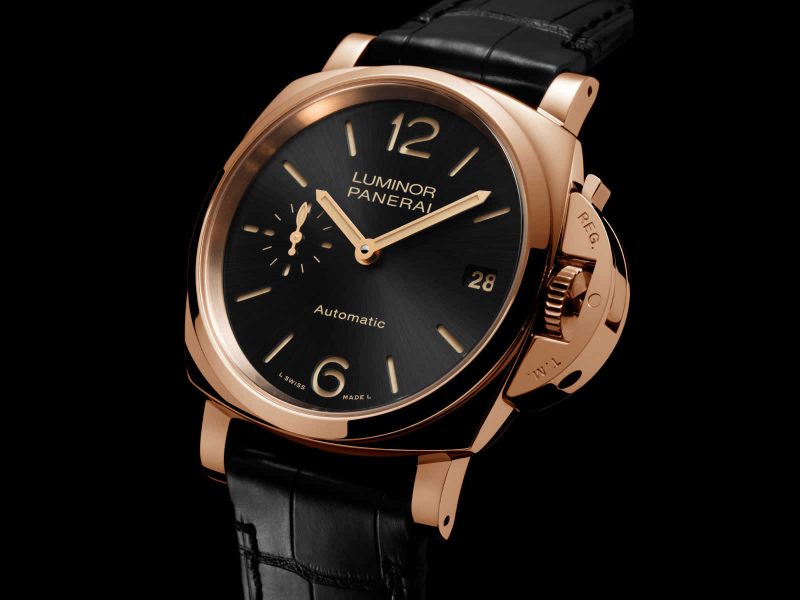 The 38 mm copy Panerai Luminor Due PAM00908 watches have black dials.